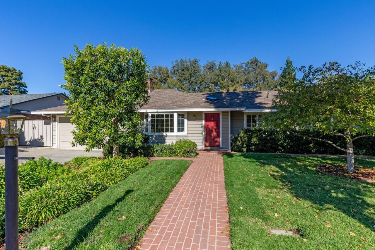 694 Benvenue Avenue