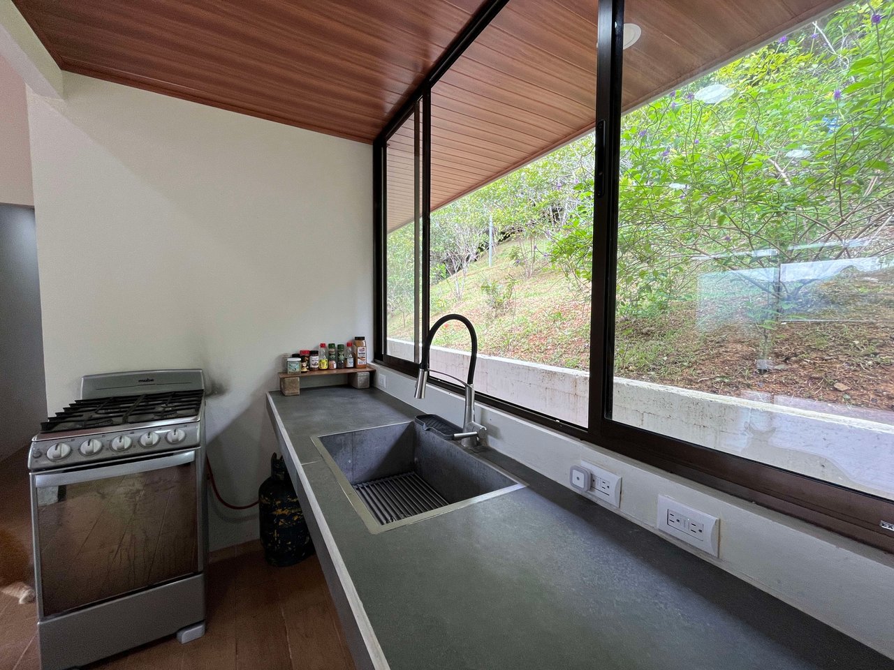 Costa Azul 120-degree Mountain View House With Costarican Wooden House as Lagniappe.