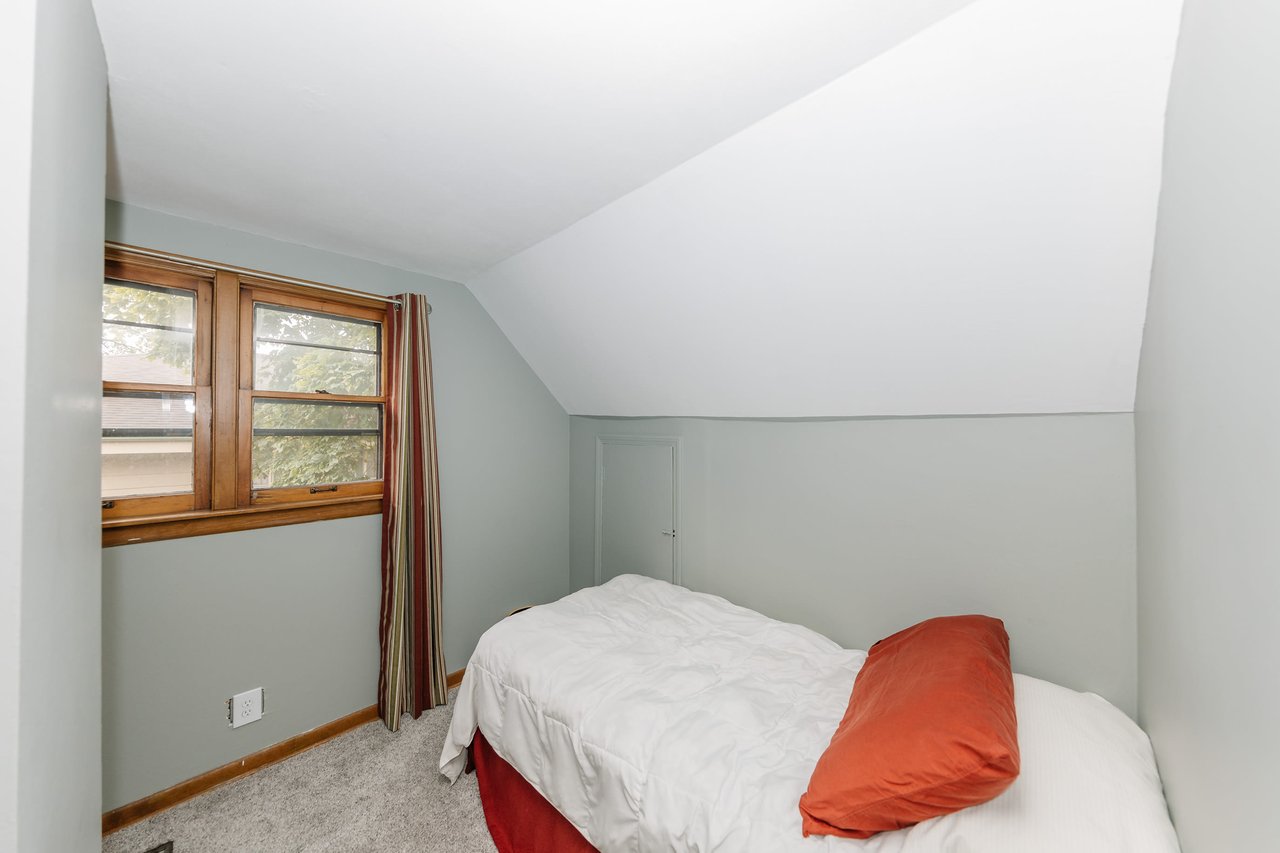 Updated 3+ Bed / 2 Bath Cooper Park Home