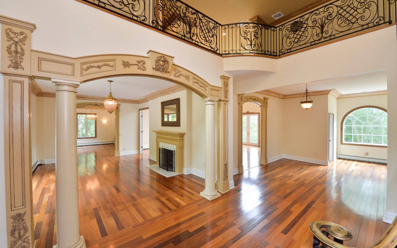 68 Hillcrest Drive