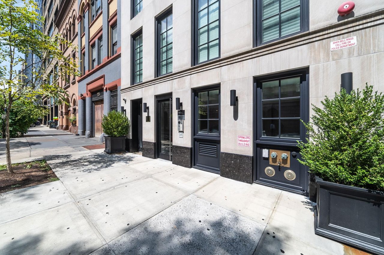 227 East 67th Street, Apt PH-A