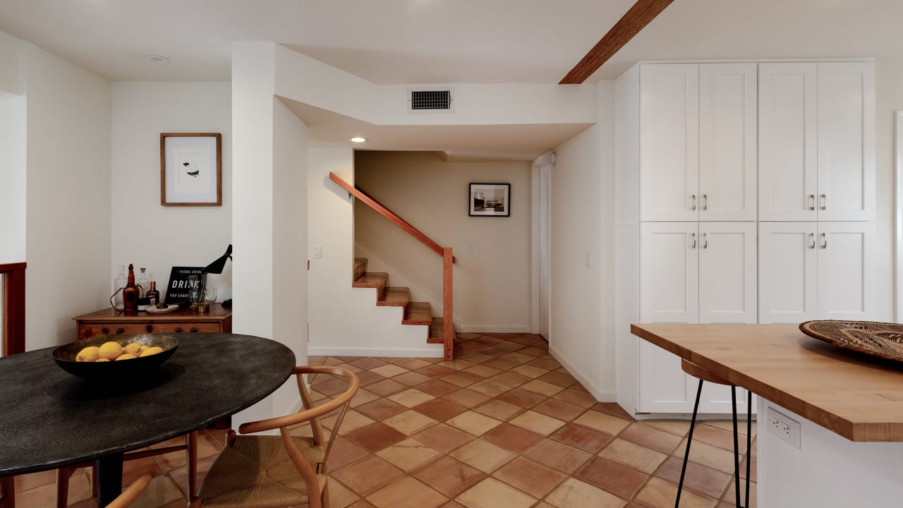 17098 Palisades Cir
