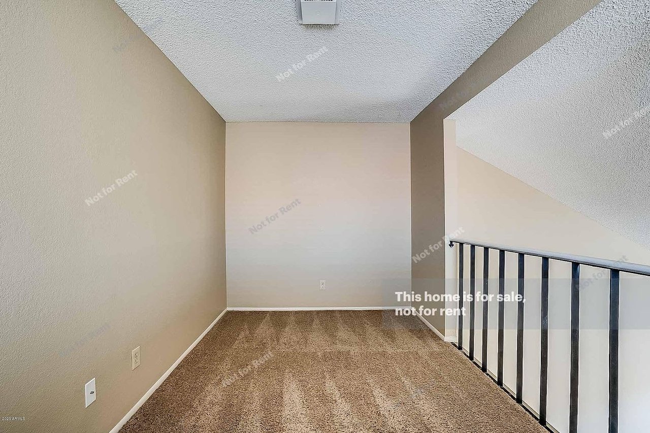 2040 S Longmore