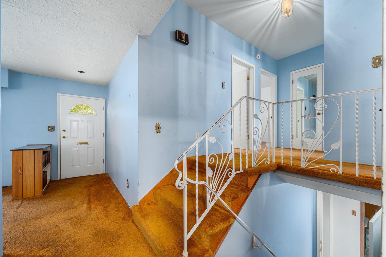 2915 Astor Dr
