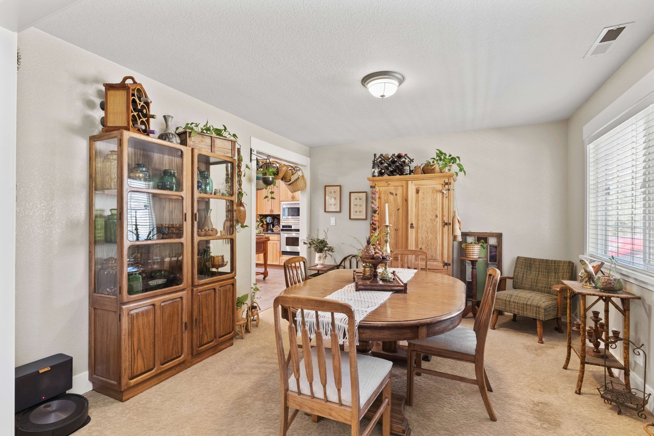 501 Shell Ln, Placerville