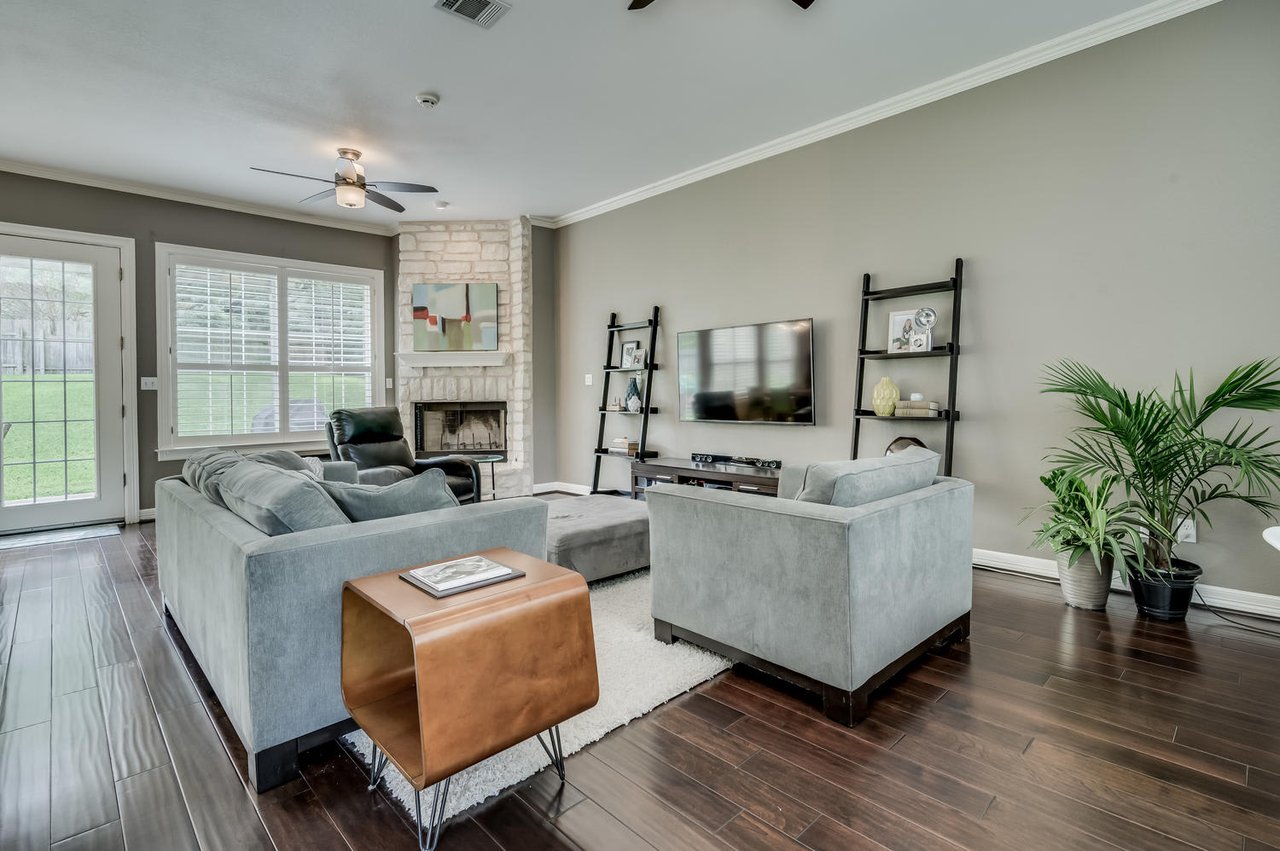 1212 Olympus Dr