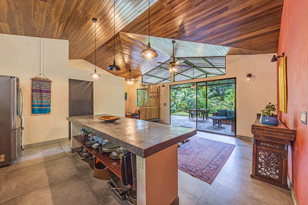 Tropical Hideaway – 7 Acres of Secluded Riverfront with a 3-Bedroom Home