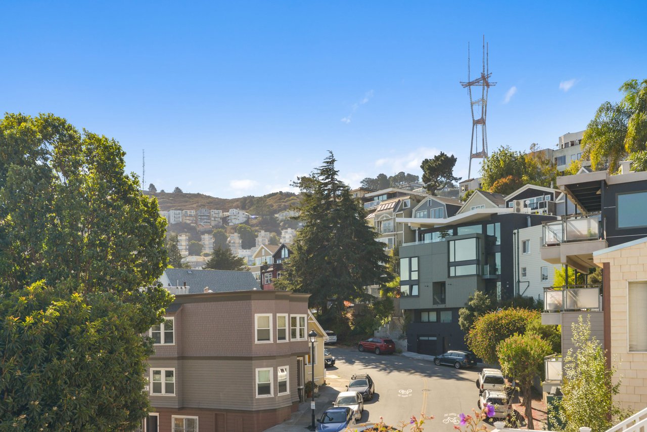 242 Corbett Avenue