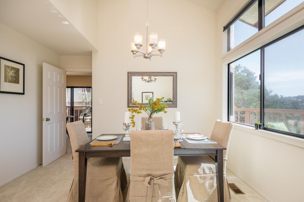 1669 Toyon Court