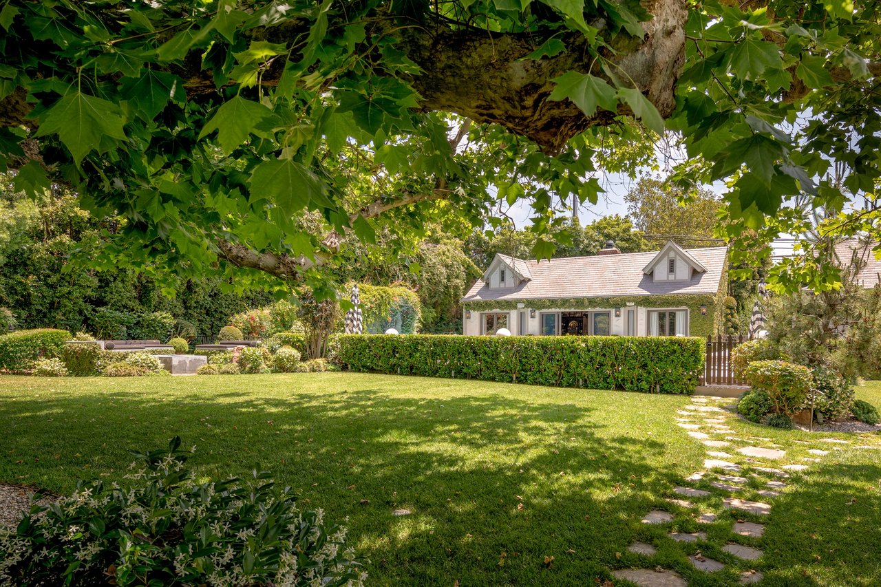 Stunning Gated Tudor
