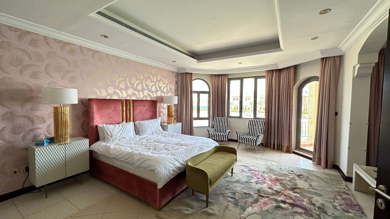 Palm Jumeirah Garden Home  Villa