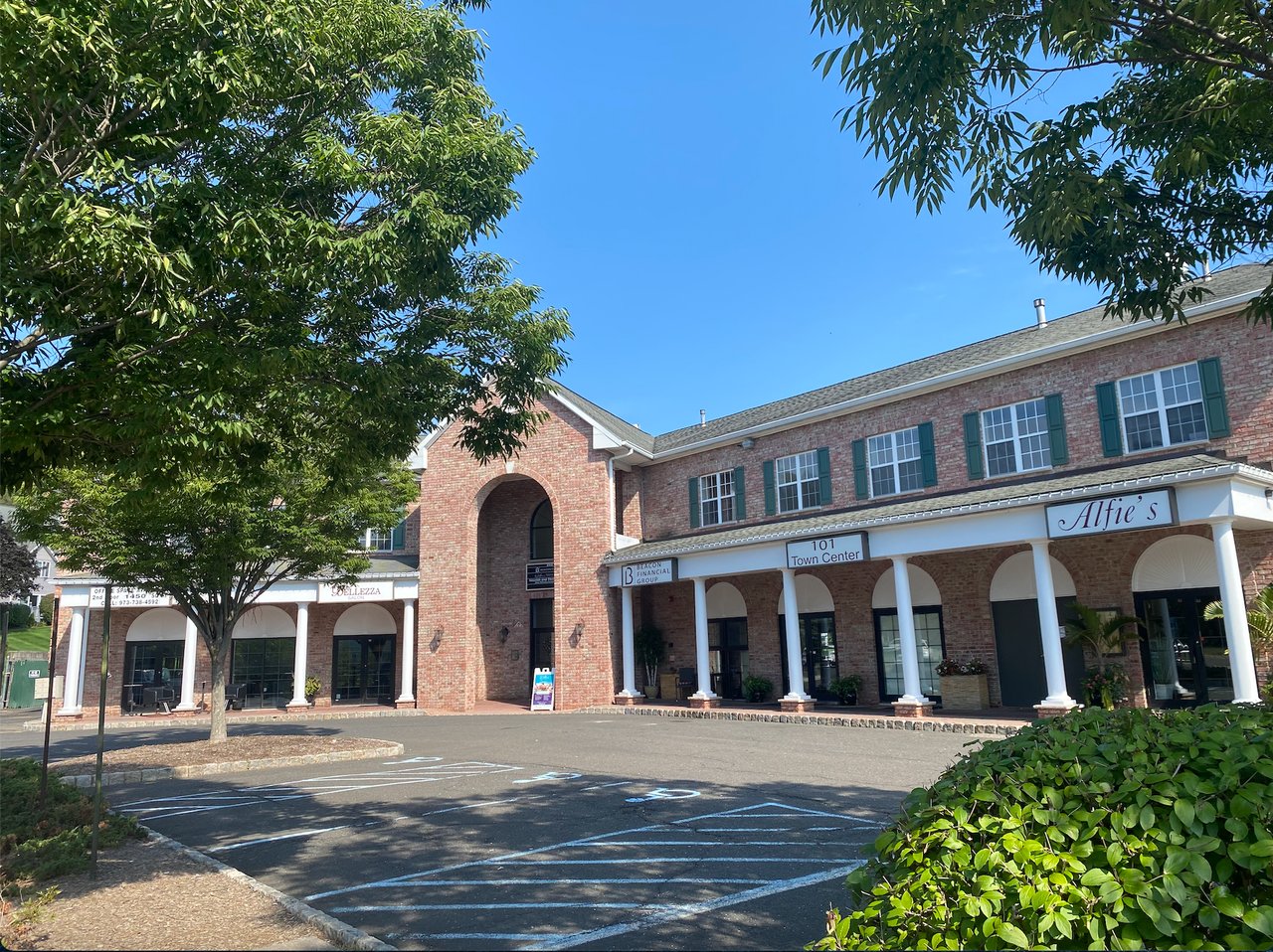 101 Town Center Dr 
