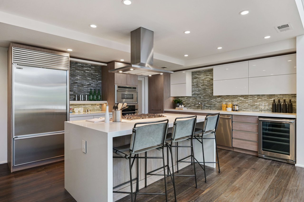 Stylish Duplex Penthouse Steps to Alta Plaza