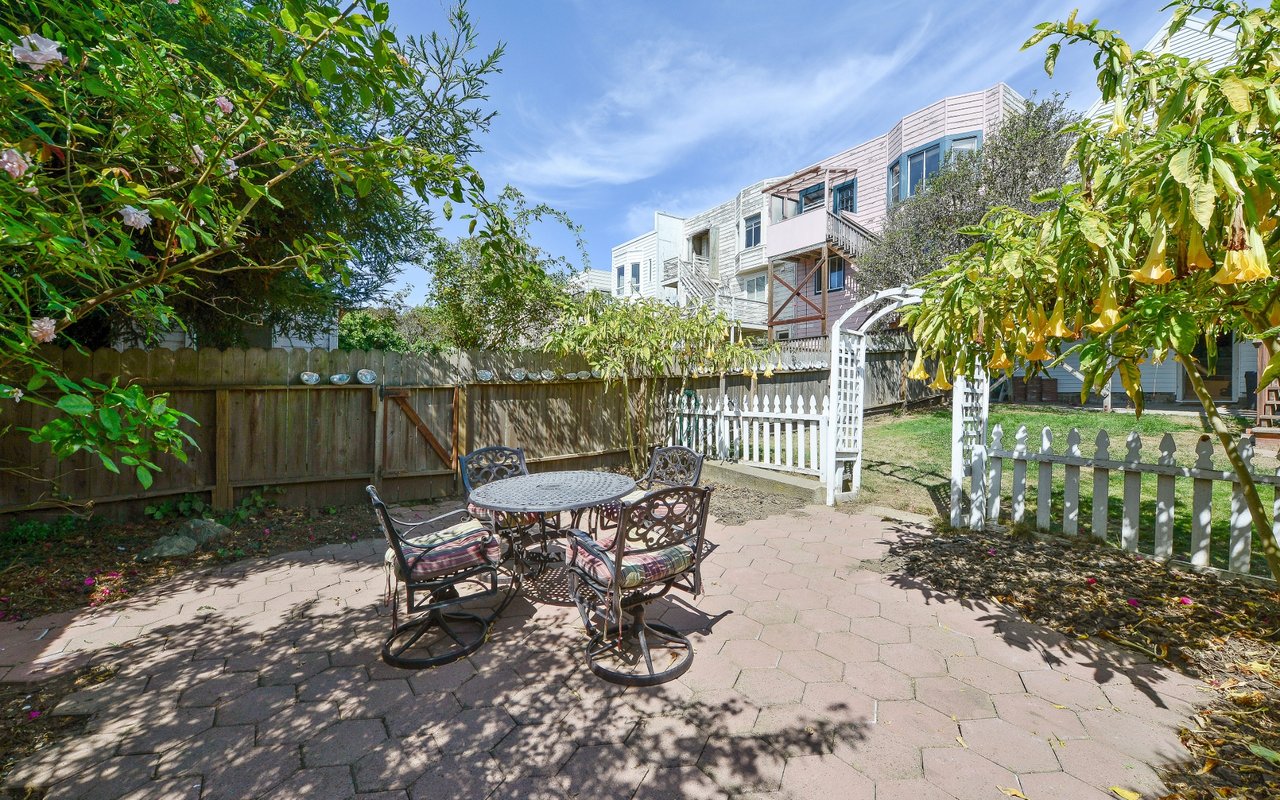 219 Hearst Ave