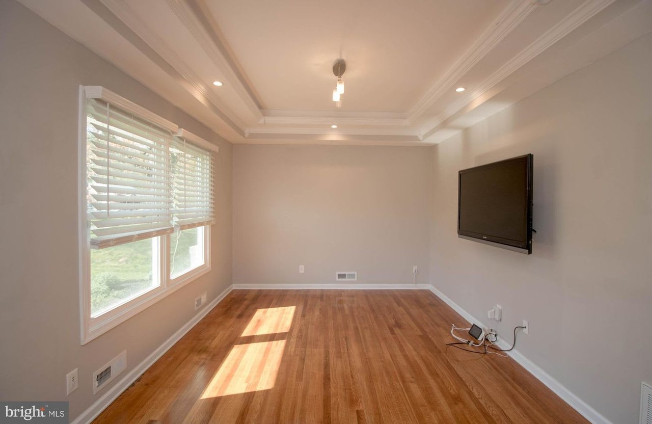 502 Rita Dr