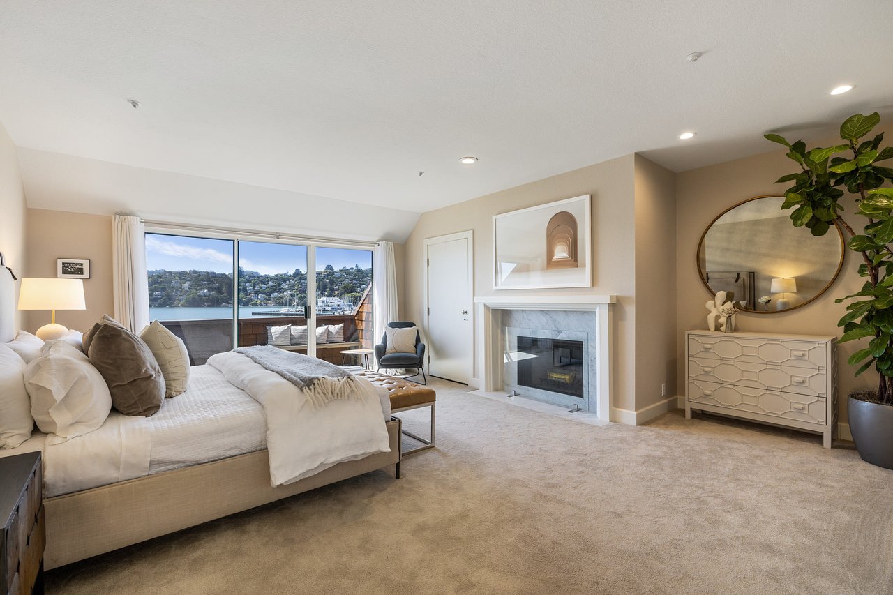 312 Paradise Dr - Off Market
