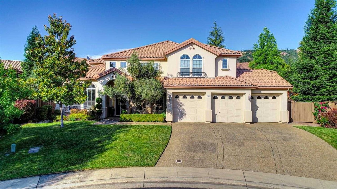 2041 Tarbolton Circle