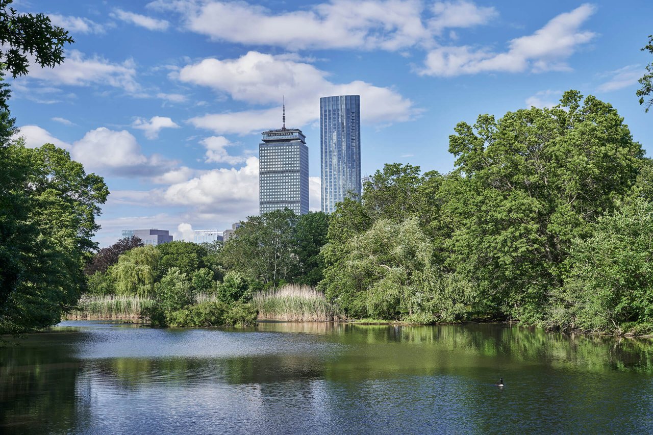 FOUR SEASONS BOSTON AT ONE DALTON