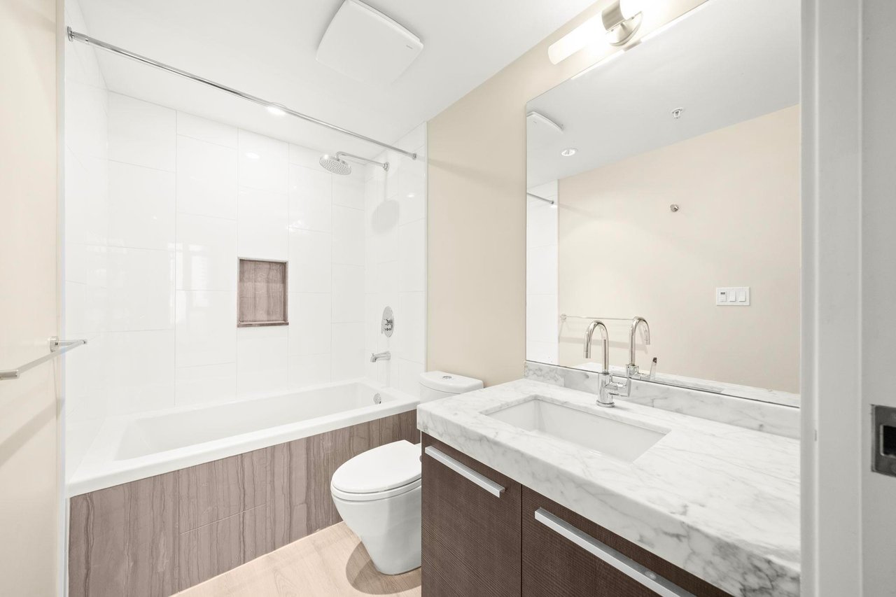 2301-1351 Continental St