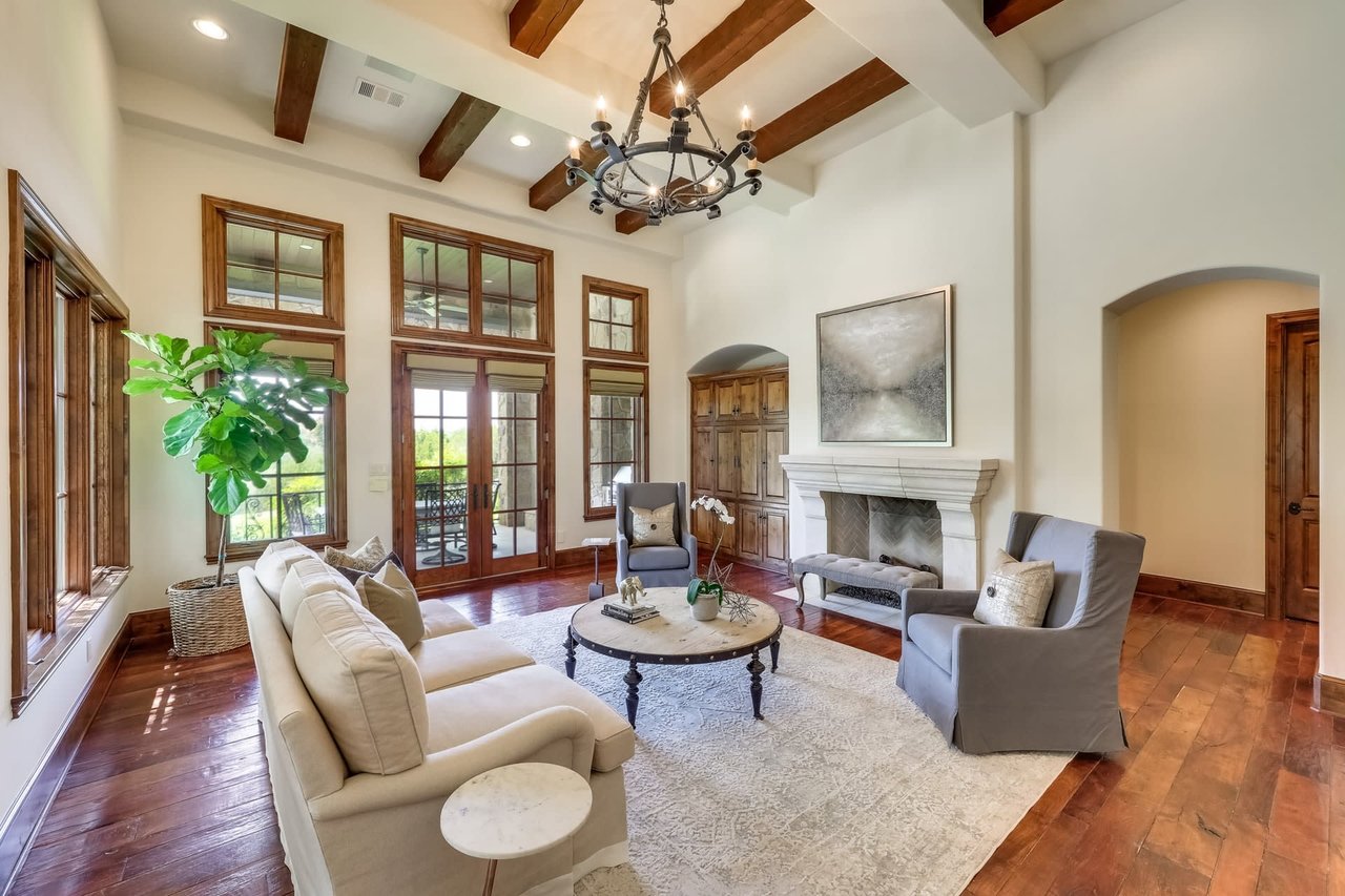 7728 Escala Dr