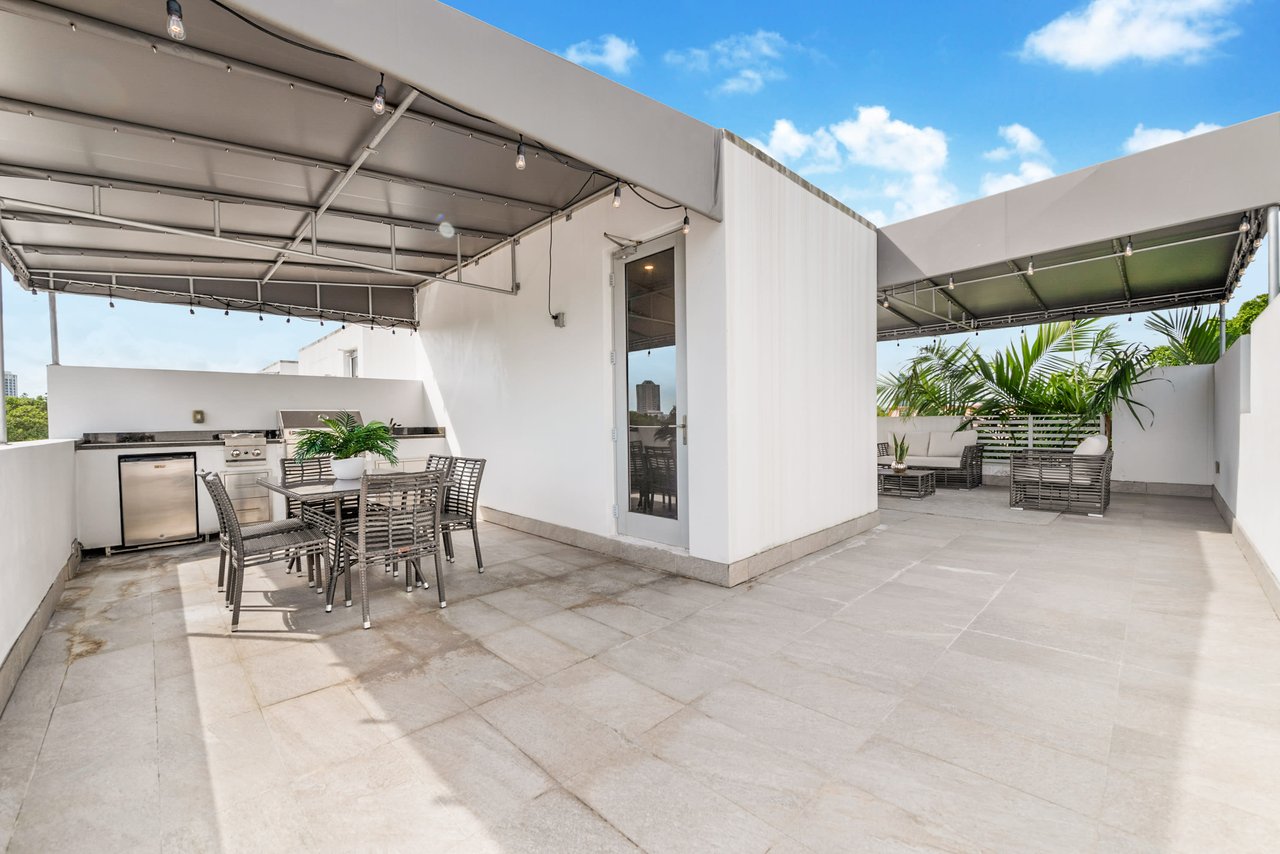 2949 Coconut Avenue # 4