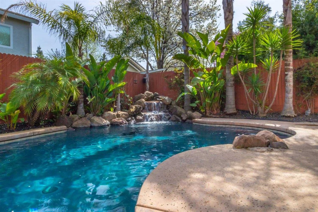 241 Pinecrest Court