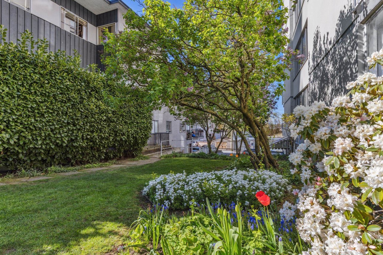 403-1250 Burnaby St