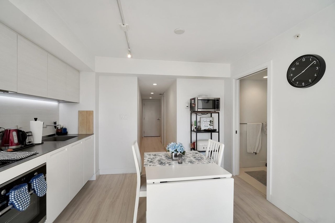 1103-1133 Hornby St