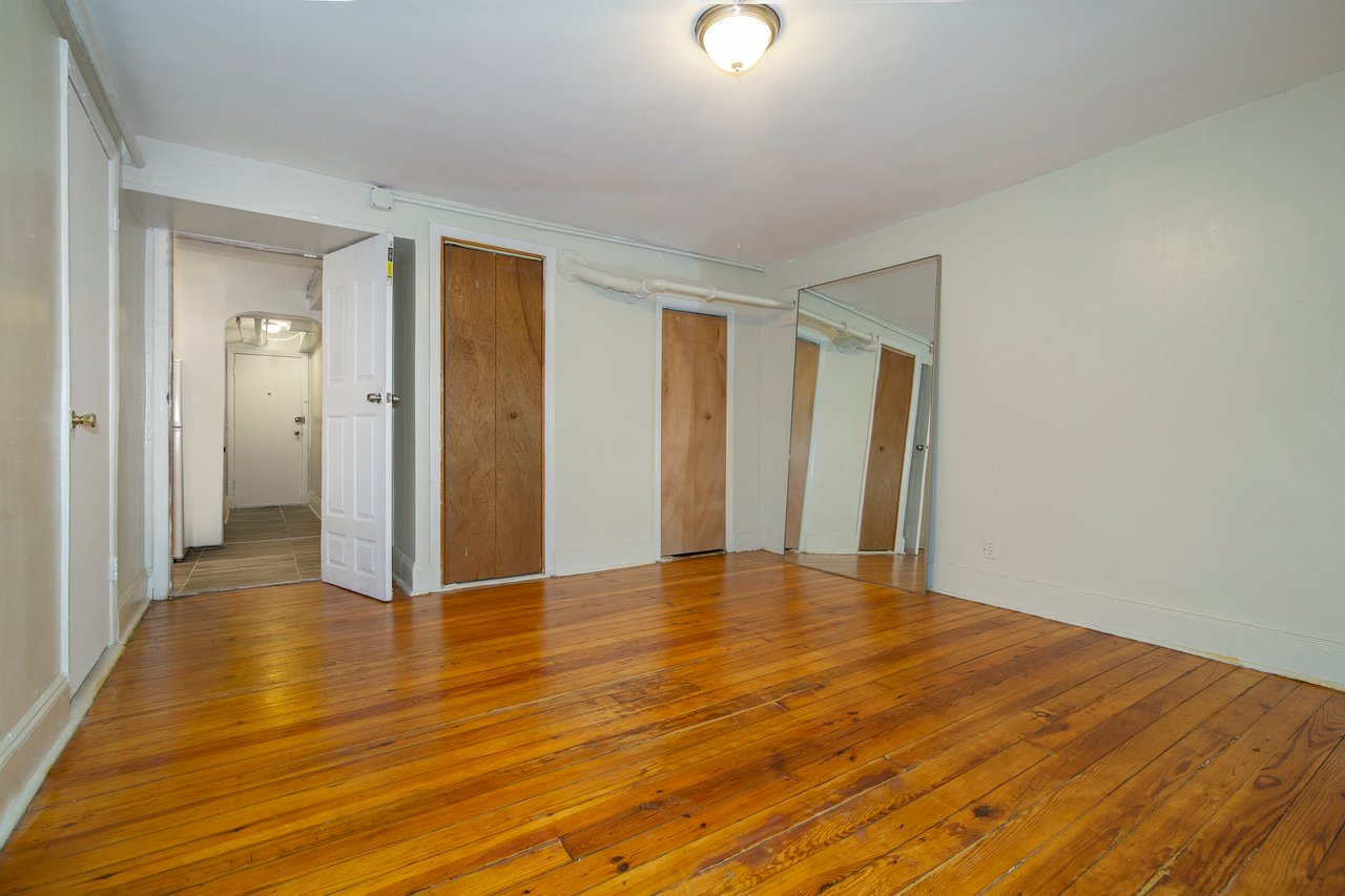 278 Clinton Ave, #1R