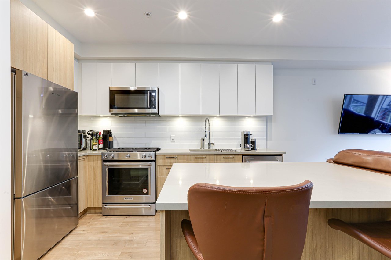 228-708 Lea Ave