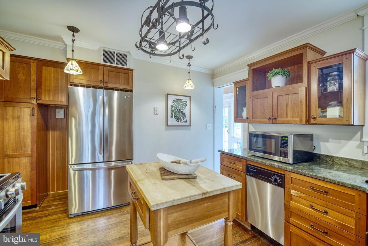 Charming Rosemont Bungalow