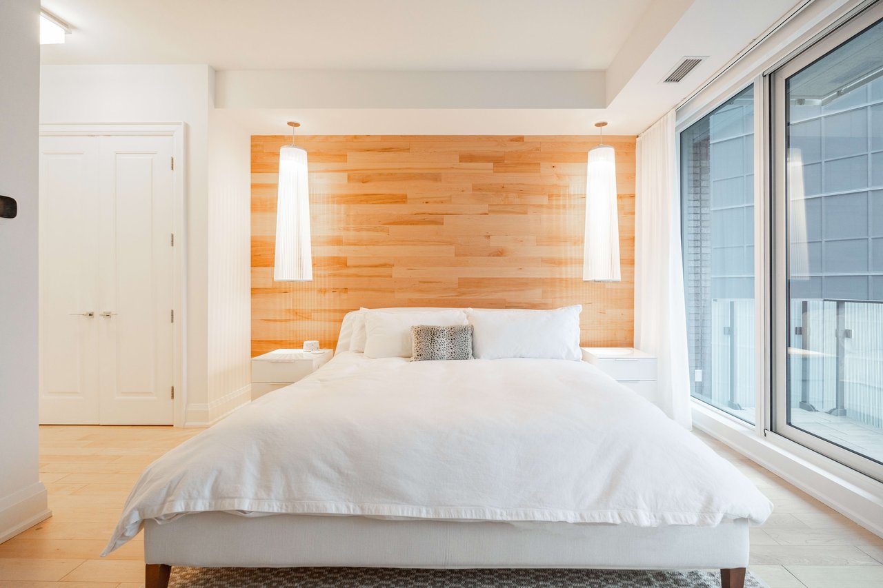 88 Davenport Rd Unit: 1002