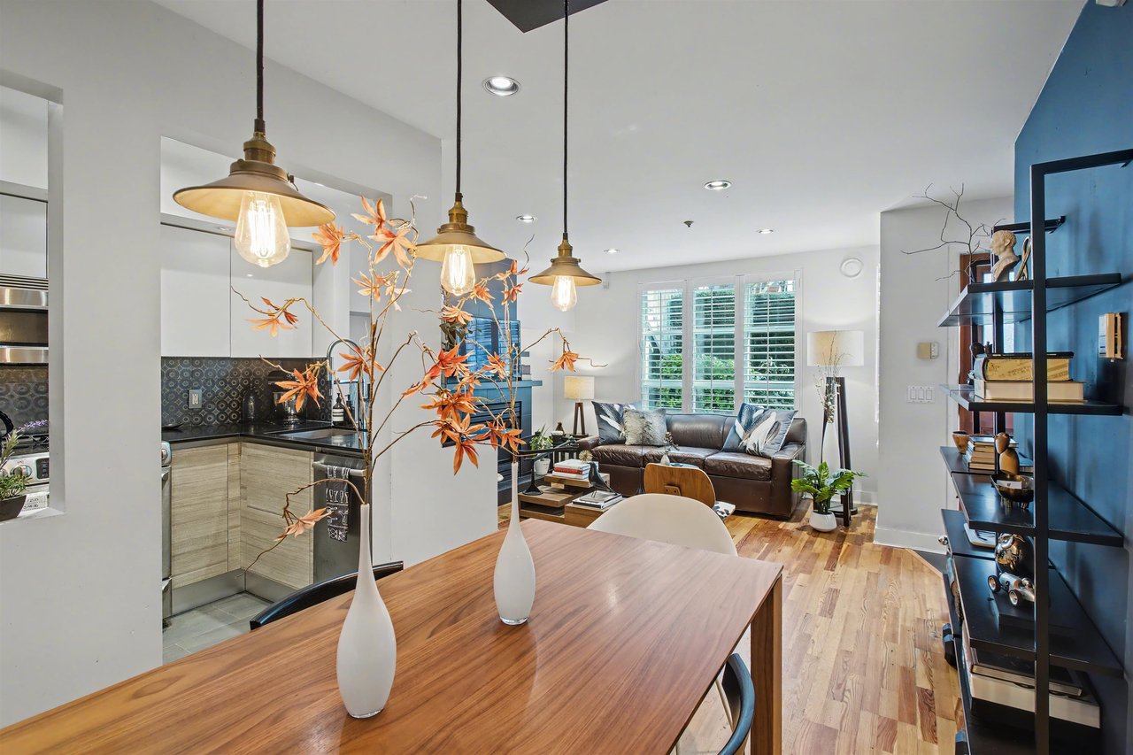 103-669 W 7th Ave