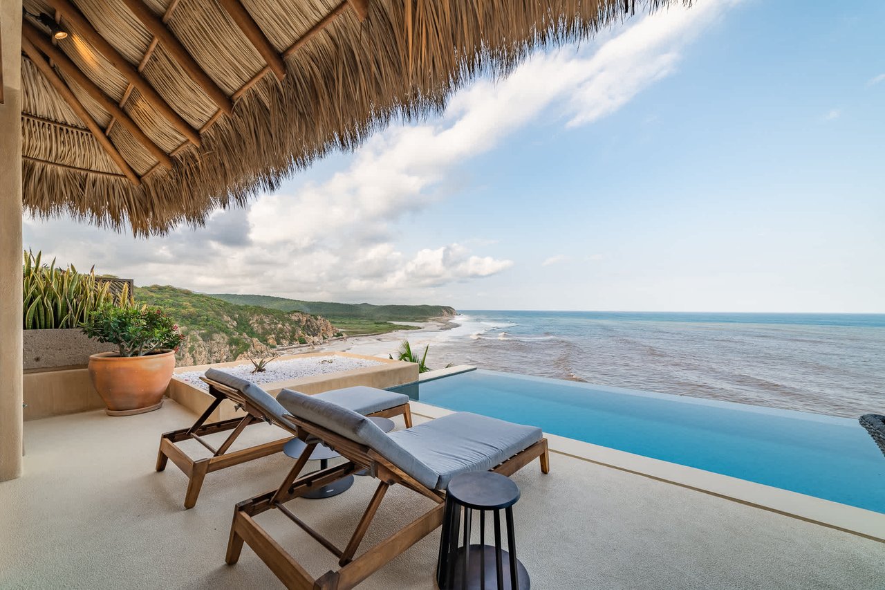 4 bedroom, Single Family Homes, Villa Playa, Montecito Beach Village