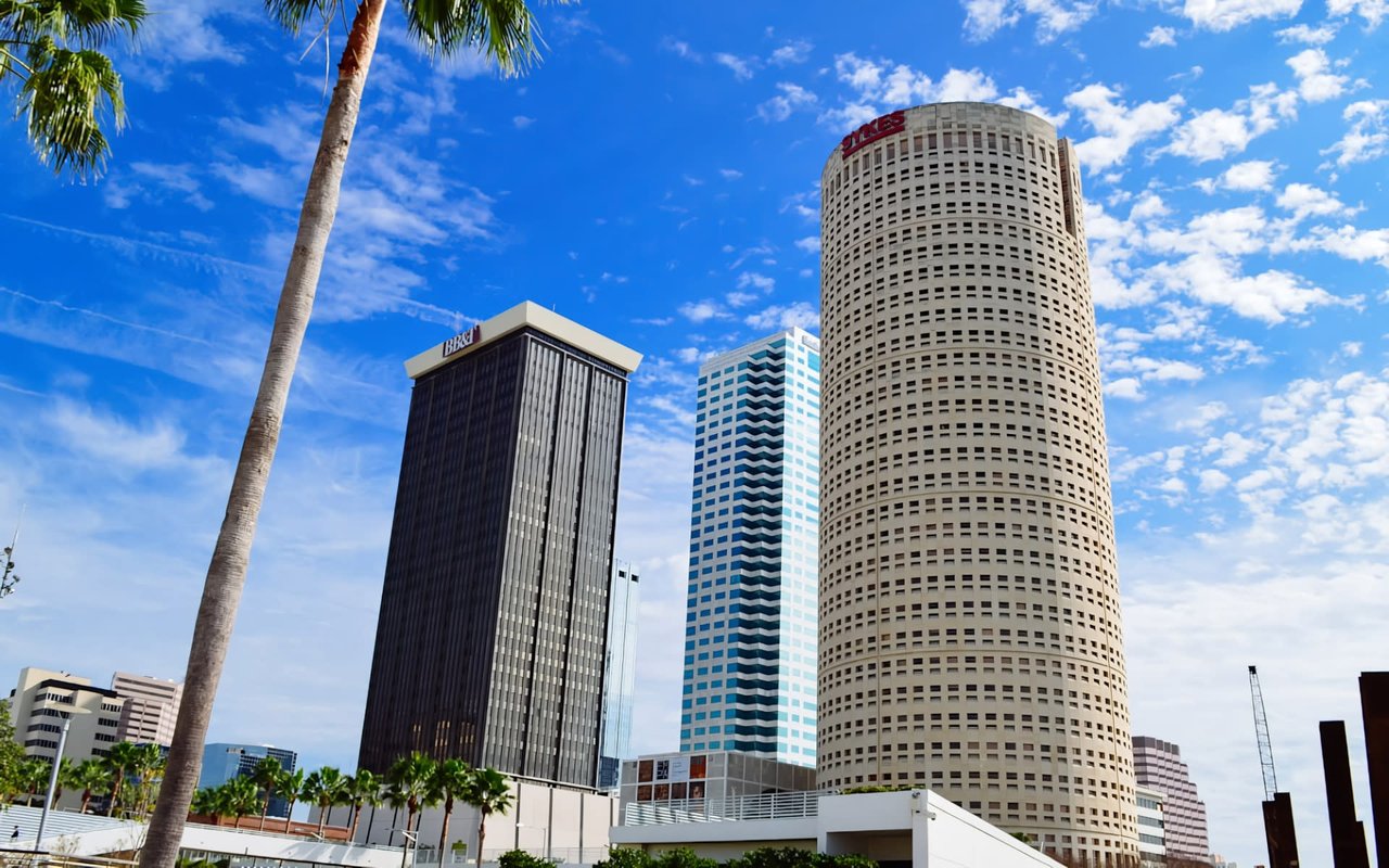 The Ultimate Guide to Investing in Commercial Real Estate: Tips and Strategies