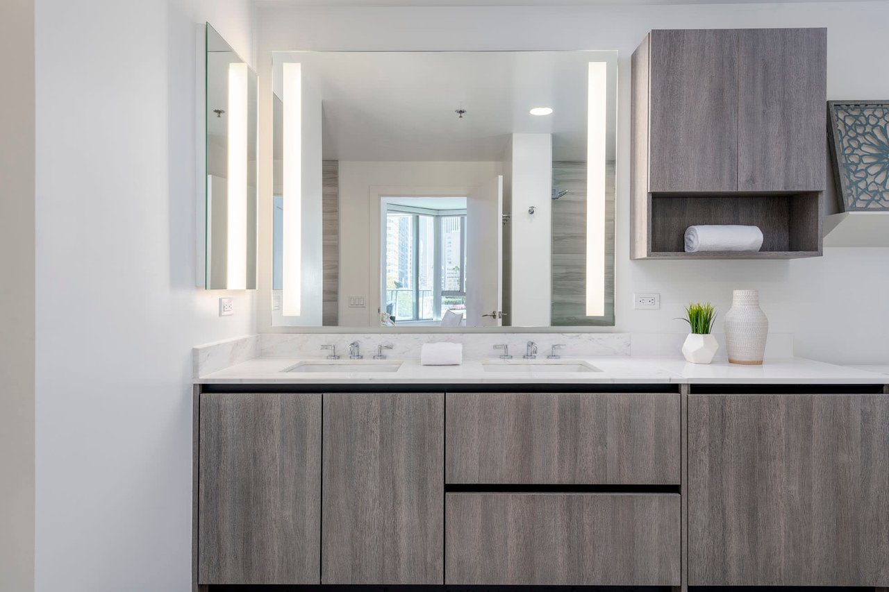 318 Main Street Unit: 2E
