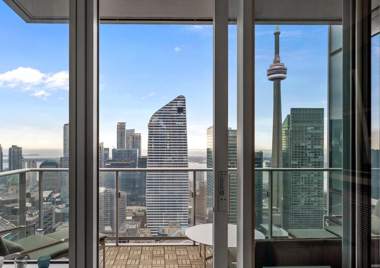 Suite 5108 -180 University Avenue