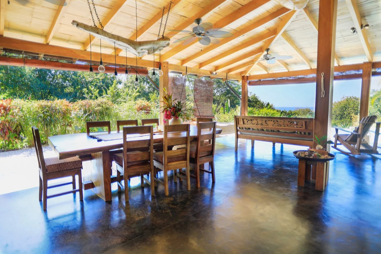 Balinese Vacation Rental Estate, Santa Teresa, Puntarenas