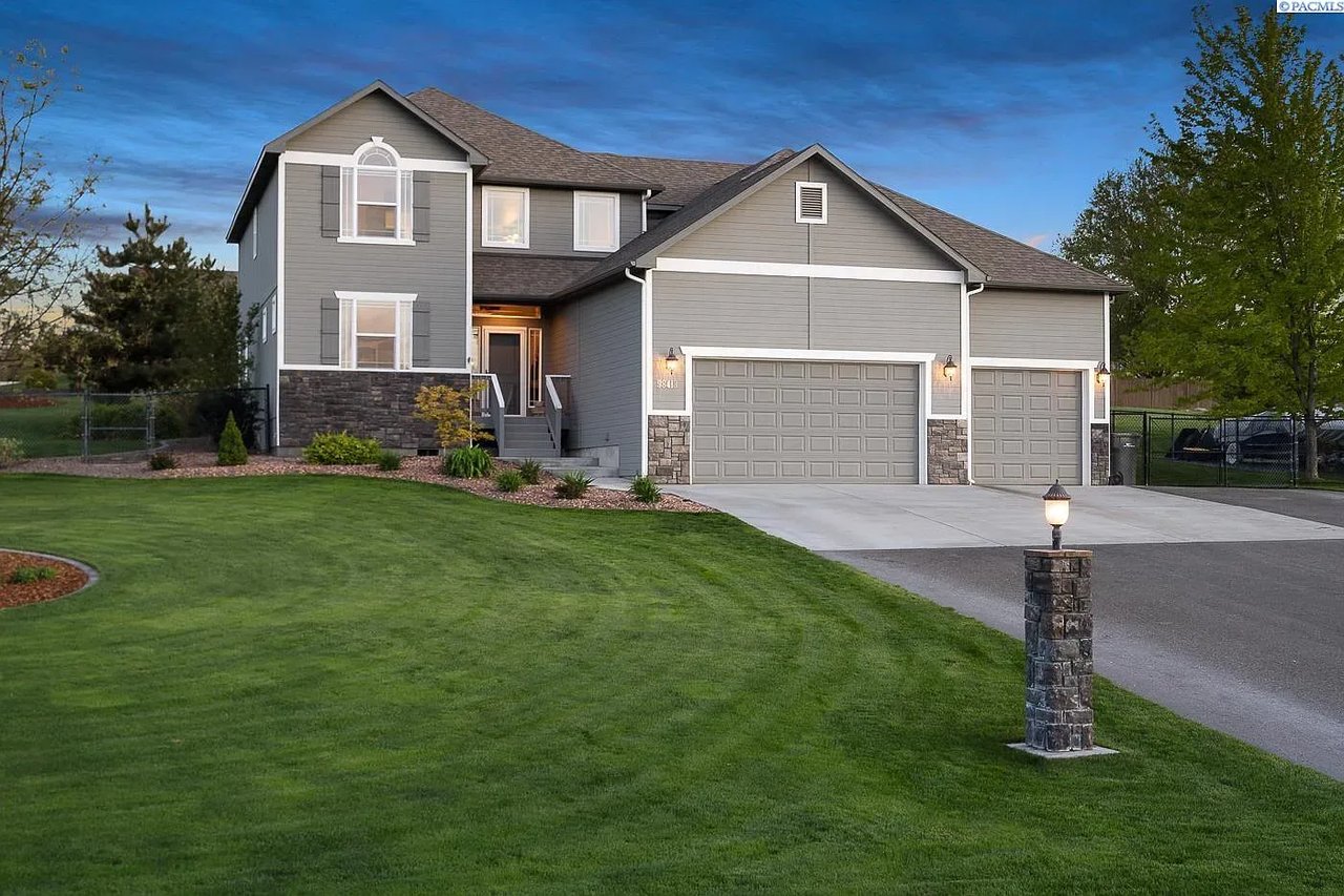 98413 E Kase Blvd