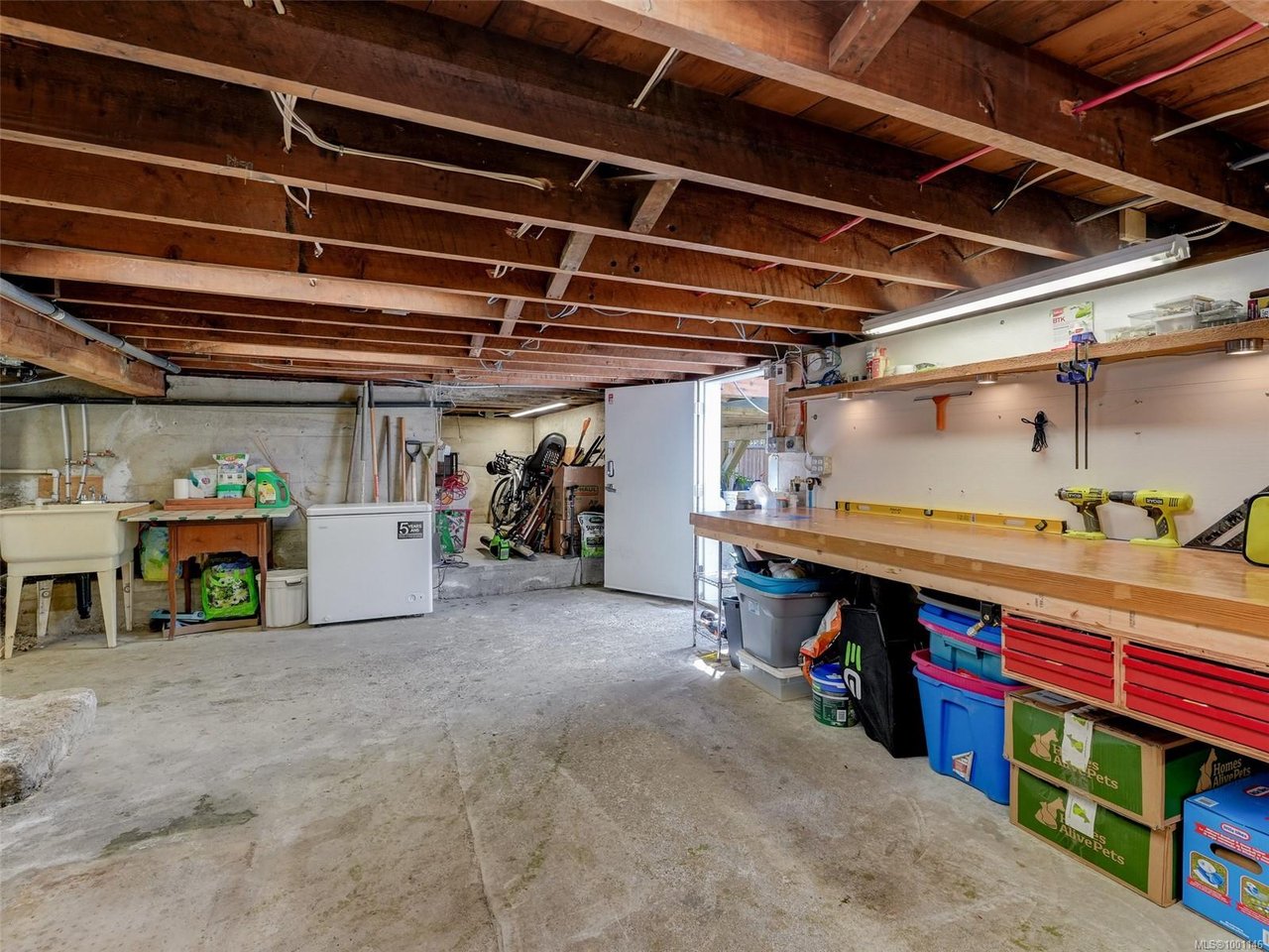 3756 Seaton St