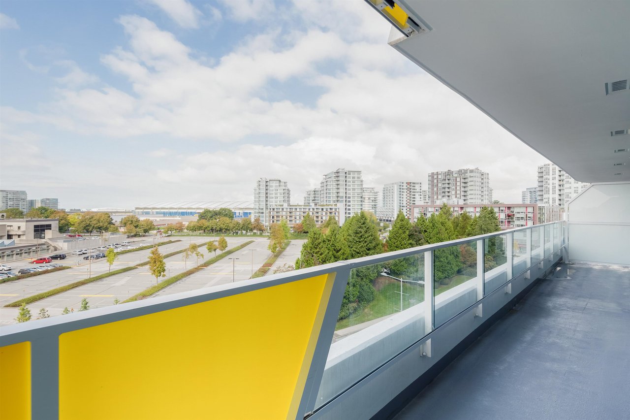 312-5766 Gilbert Rd