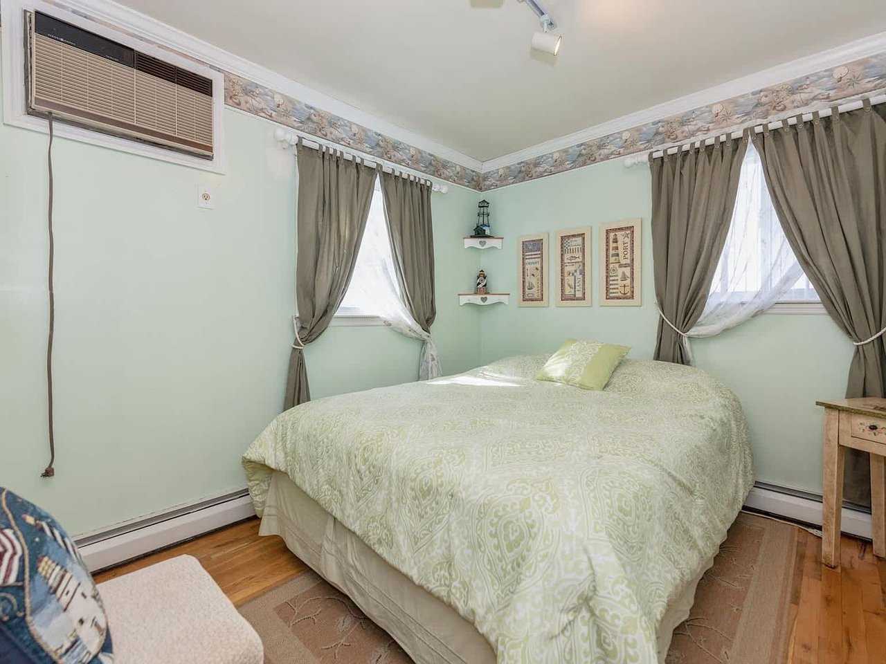 100 Radcliff Ave