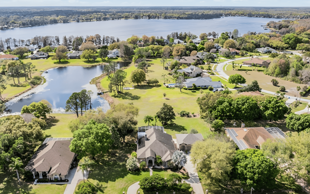 Moving Tips for Sellers: Transitioning from Your Lakefront Home in Odessa