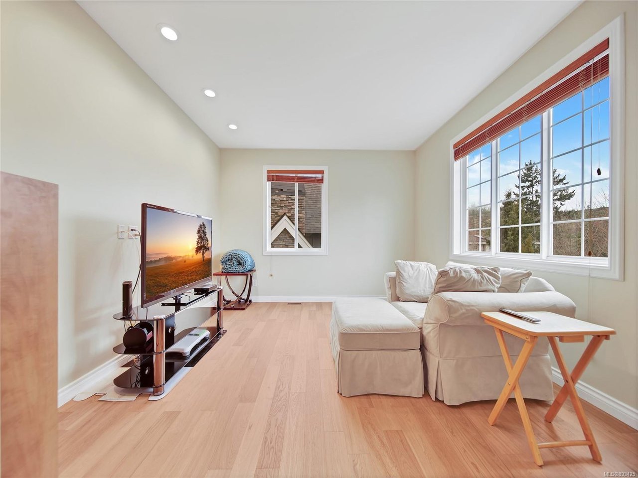 1260 Rockhampton Close