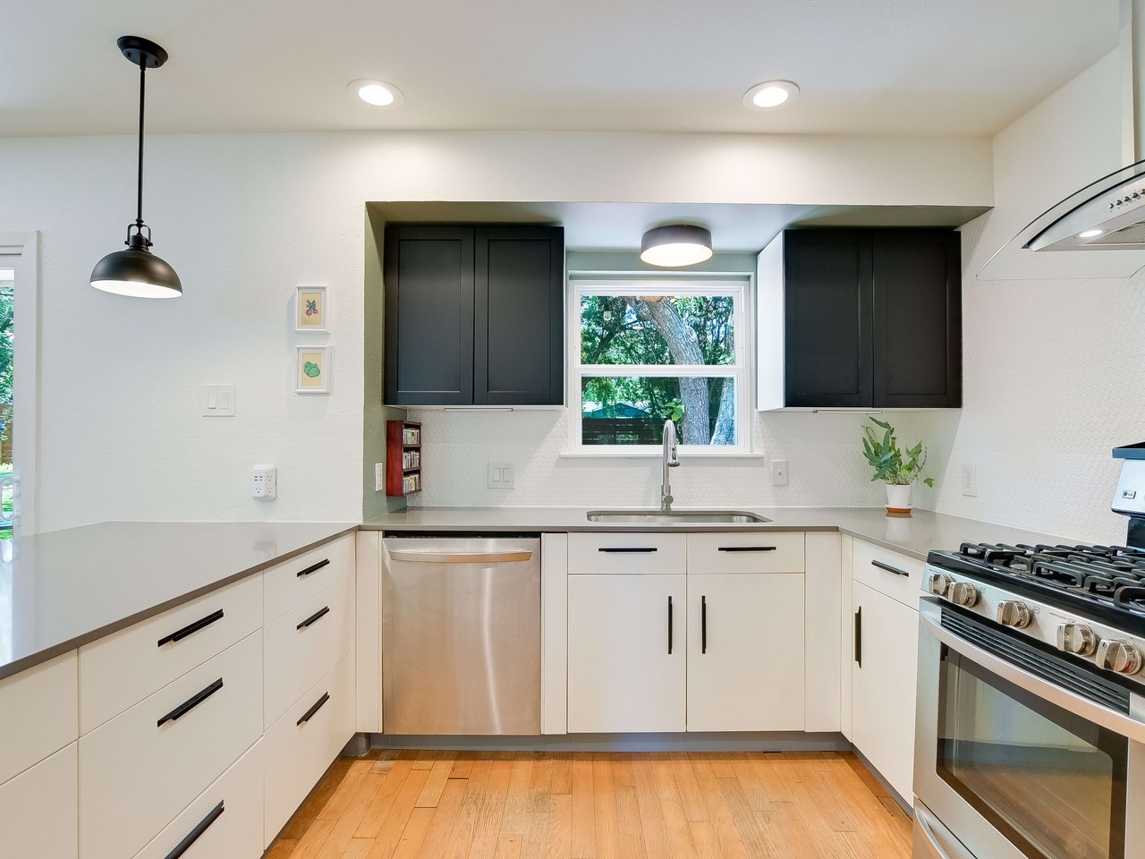2309 Fair Oaks