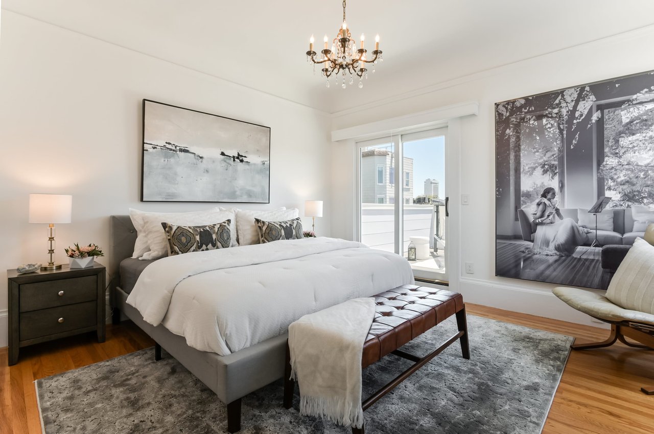 Renovated 5BD Nob Hill Home
