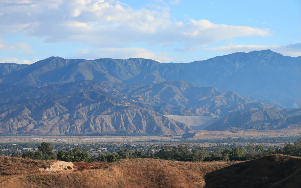 Dollar Point & The Highlands
