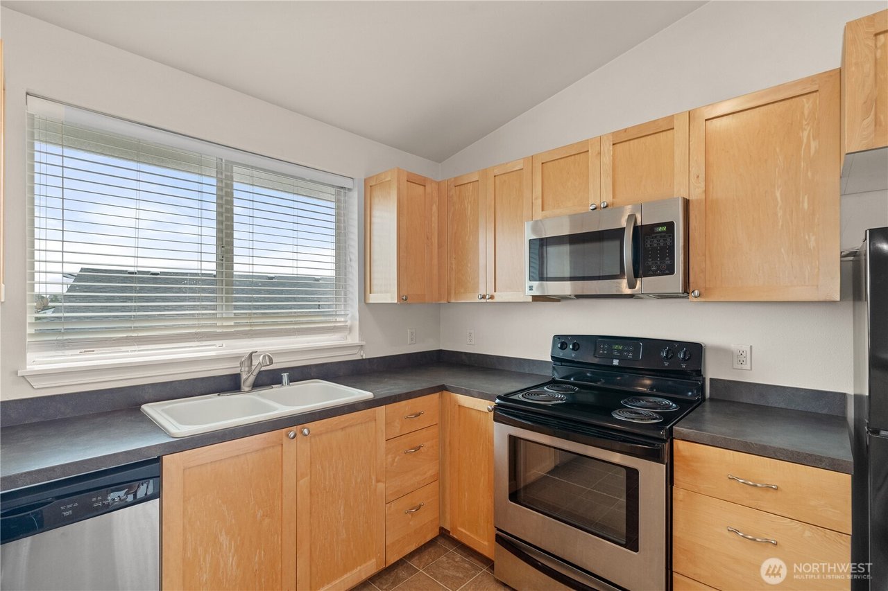 1203 E Ocean Shores Blvd
