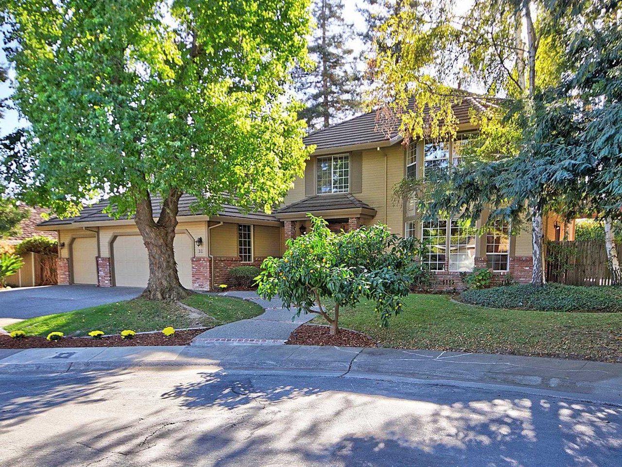 31 Axios River Court