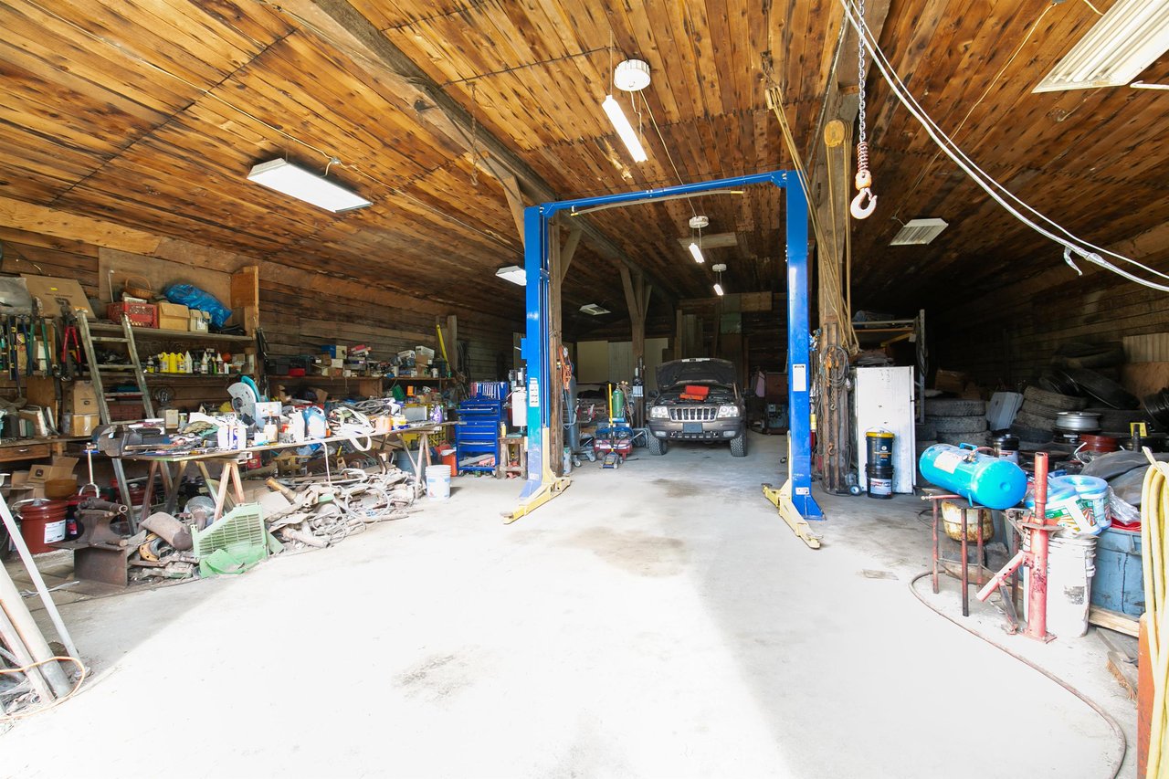 8573 Pemberton Meadows Rd